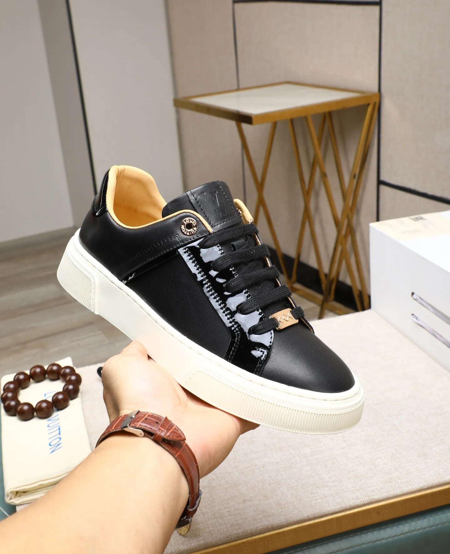 Men's shoes 💰460 [LV～] Men's casual shoes 2025z cabinet sales simultaneously 🔶Size: 38-44 #️⃣ 🔷3 colors🔜The upper is made of multi-material splicing➕cow leather lining, comfortable and breathable, sole: original comfortable and wear-resistant outsole, ⚠️real thing📱photographed🎬real thing is better📢📢📢